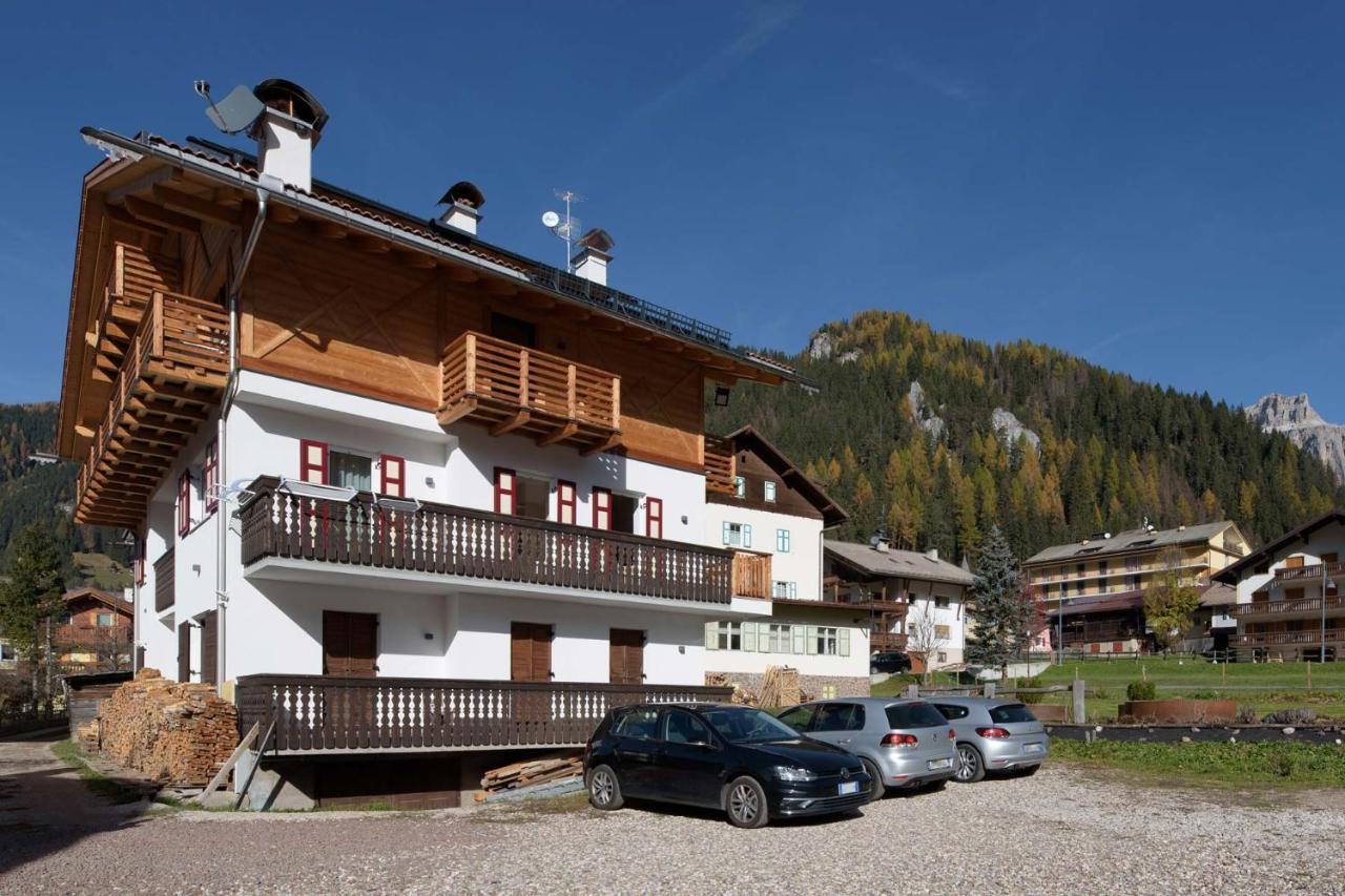 Appartamenti Cesa Soreie By Ama Val Di Fassa Canazei Eksteriør billede